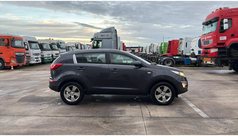 Kia NEW sportage  (VOITURE BELGE / BELGIAN CAR / AIRCO) - SUV: picture 4 Kia NEW sportage  (VOITURE BELGE / BELGIAN CAR / AIRCO) - SUV: picture 4