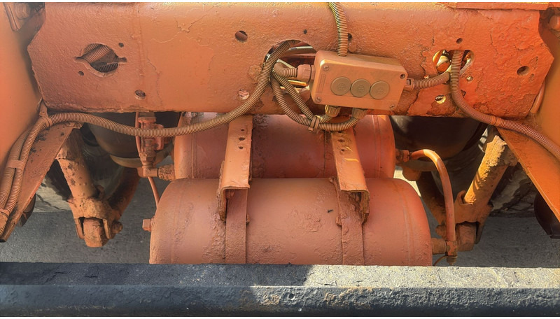 Cab chassis truck MAN 18.224 (MANUAL PUMP / MANUAL GEARBOX): picture 16