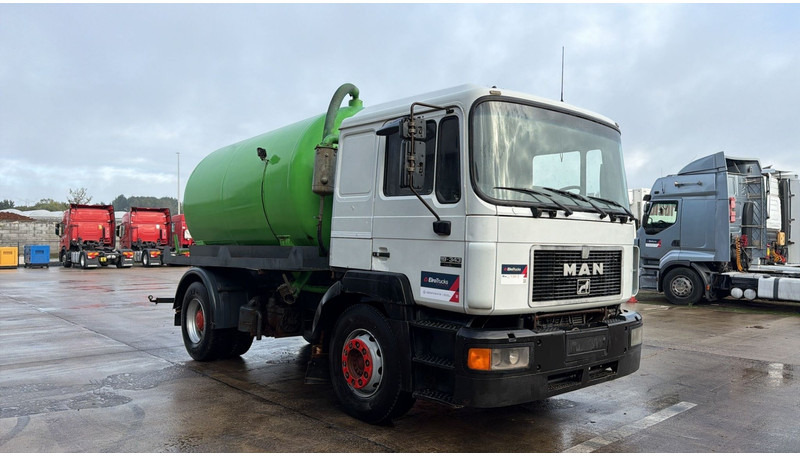 MAN 19.343 (12000 L / BIG AXLE / MANUAL GEARBOX / EURO 2) - Vacuum truck: picture 3 MAN 19.343 (12000 L / BIG AXLE / MANUAL GEARBOX / EURO 2) - Vacuum truck: picture 3