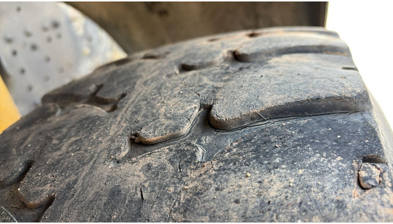 Tipper MAN 35.372 (MANUAL PUMP / 6 CYLINDER / BIG AXLE / STEEL SUSP.): picture 15