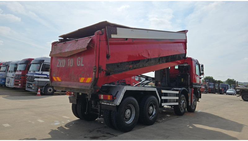 Mercedes-Benz Actros 4148 (8X8 / EPS / LAMES / GRAND PONT / V8 / COUVERTURE BENNE / GRAND BENNE !!!) - Tipper: picture 2 Mercedes-Benz Actros 4148 (8X8 / EPS / LAMES / GRAND PONT / V8 / COUVERTURE BENNE / GRAND BENNE !!!) - Tipper: picture 2