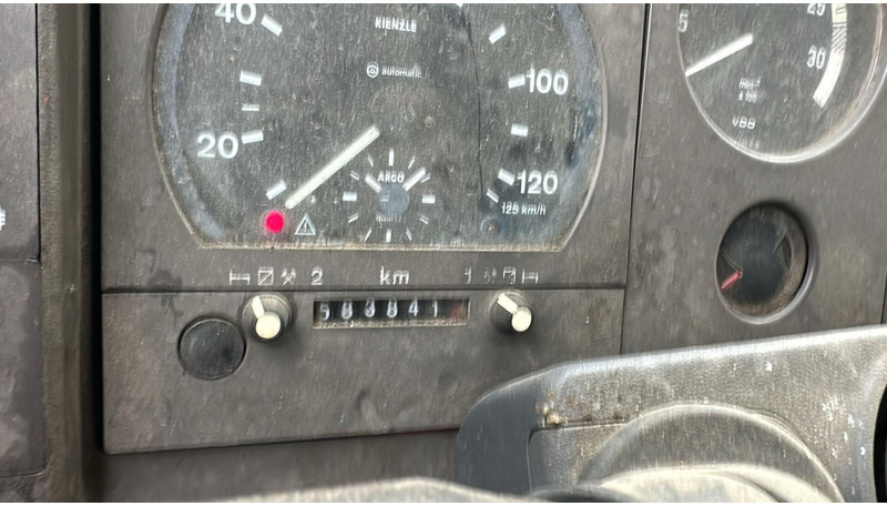 Vacuum truck Mercedes-Benz SK 814 (VIDANGEUR / VACUUM / AUXILAIRY / SPER / STEEL SUSP. / LAMES): picture 14