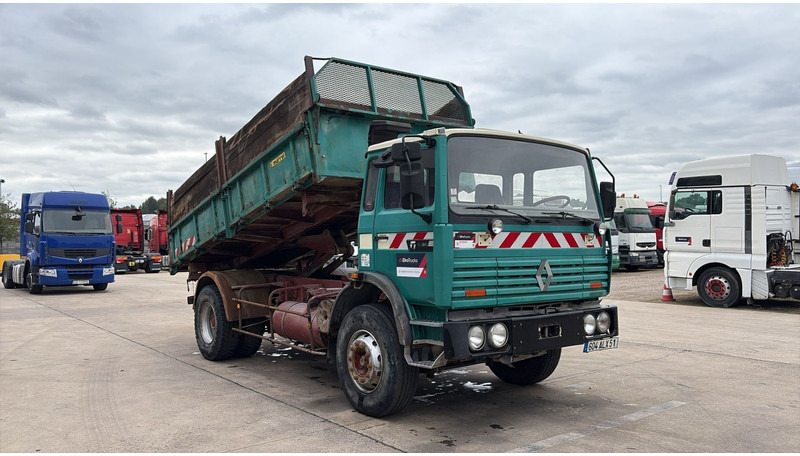 Renault G 300 Manager (LAMES / STEEL SUSP. / GRAND PONT / POMPE MANUELLE) - Tipper: picture 3 Renault G 300 Manager (LAMES / STEEL SUSP. / GRAND PONT / POMPE MANUELLE) - Tipper: picture 3