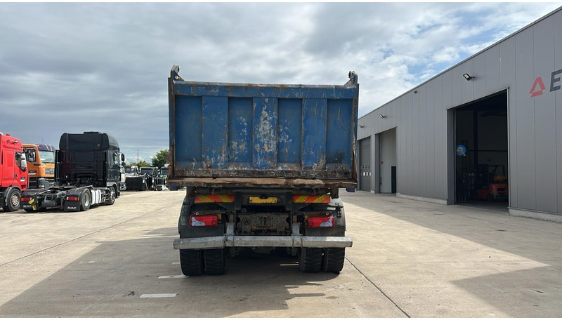 Renault KERAX 420 (BOITE MANUELLE / MANUAL GEARBOX / LAMES / GRAND PONT / GRAND BENNE) - Tipper: picture 5 Renault KERAX 420 (BOITE MANUELLE / MANUAL GEARBOX / LAMES / GRAND PONT / GRAND BENNE) - Tipper: picture 5