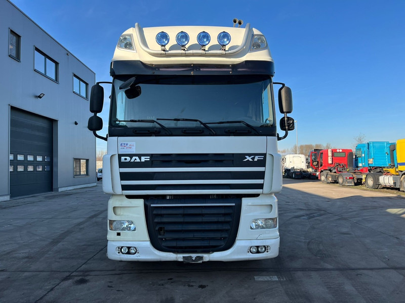 DAF 105 XF 460 Super Space Cab (MANUAL GEARBOX / BOITE MANUELLE) - Tractor unit: picture 2 DAF 105 XF 460 Super Space Cab (MANUAL GEARBOX / BOITE MANUELLE) - Tractor unit: picture 2