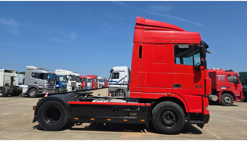 DAF XF 105.410 (BOITE MANUELLE / SUPER PROPRE !!! / TRES BONNE ETAT / AIRCO / MANUAL GEARBOX) - Tractor unit: picture 4 DAF XF 105.410 (BOITE MANUELLE / SUPER PROPRE !!! / TRES BONNE ETAT / AIRCO / MANUAL GEARBOX) - Tractor unit: picture 4