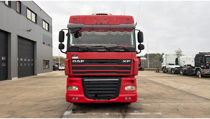 DAF XF 105.460 (BOITE MANUELLE / MANUAL GEARBOX) - Tractor unit: picture 3 DAF XF 105.460 (BOITE MANUELLE / MANUAL GEARBOX) - Tractor unit: picture 3