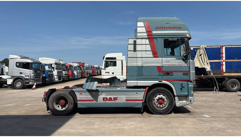DAF XF 95.430 (EURO 3 / MANUAL GEARBOX / BOITE MANUELLE) - Tractor unit: picture 4 DAF XF 95.430 (EURO 3 / MANUAL GEARBOX / BOITE MANUELLE) - Tractor unit: picture 4