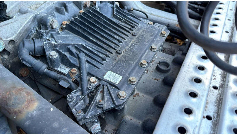 Tractor unit MAN TGX 18.480 (GOOD CONDITION / RETARDER / BONNE ETAT): picture 13