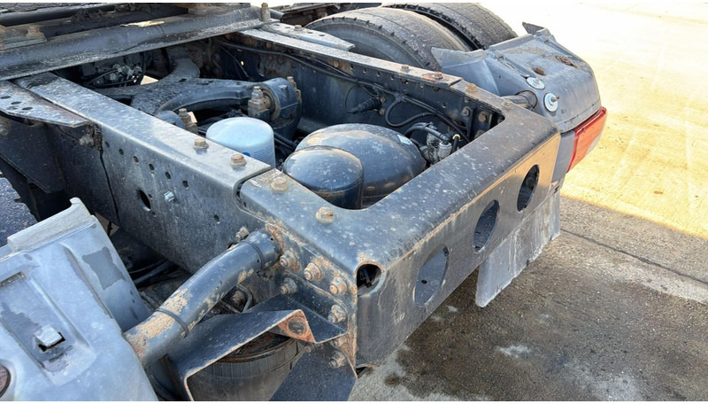 Tractor unit MAN TGX 18.480 (GOOD CONDITION / RETARDER / BONNE ETAT): picture 15