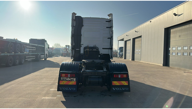 Volvo FH 460 (MANUAL GEARBOX / VERY CLEAN !!! / GOOD TYRES / TOP CONDITION) - Tractor unit: picture 5 Volvo FH 460 (MANUAL GEARBOX / VERY CLEAN !!! / GOOD TYRES / TOP CONDITION) - Tractor unit: picture 5