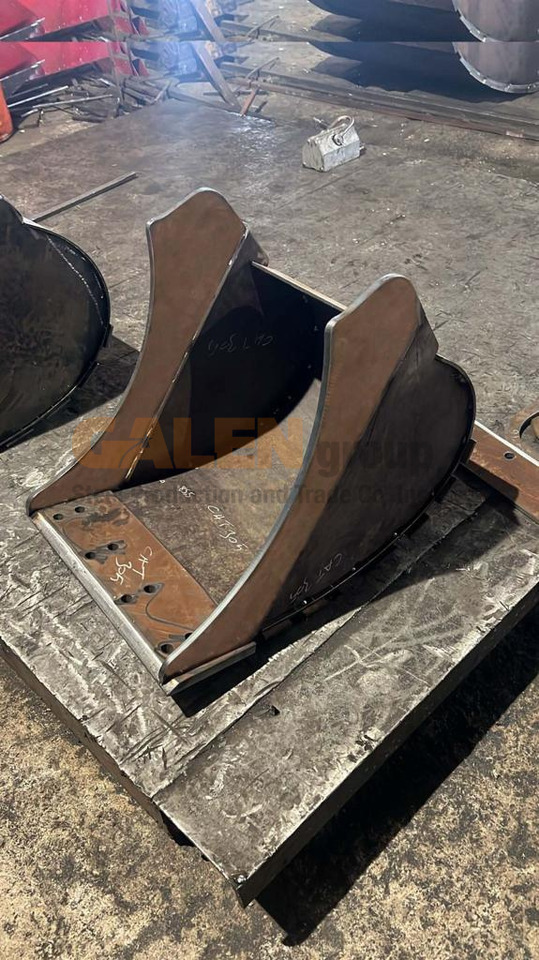 CATERPILLAR 305 Mini Excavator Bucket - Excavator bucket for Mini excavator: picture 1 CATERPILLAR 305 Mini Excavator Bucket - Excavator bucket for Mini excavator: picture 1