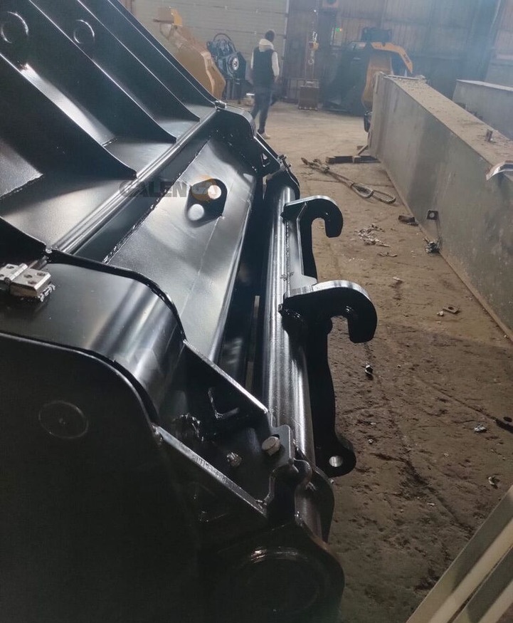 Hyundai HL760 High Dump Bucket(High Tip) - Loader bucket: picture 3 Hyundai HL760 High Dump Bucket(High Tip) - Loader bucket: picture 3