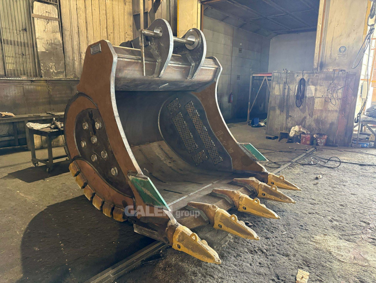 Volvo EC950 Extreme Heavy duty Bucket - Excavator bucket for Crawler excavator: picture 2 Volvo EC950 Extreme Heavy duty Bucket - Excavator bucket for Crawler excavator: picture 2