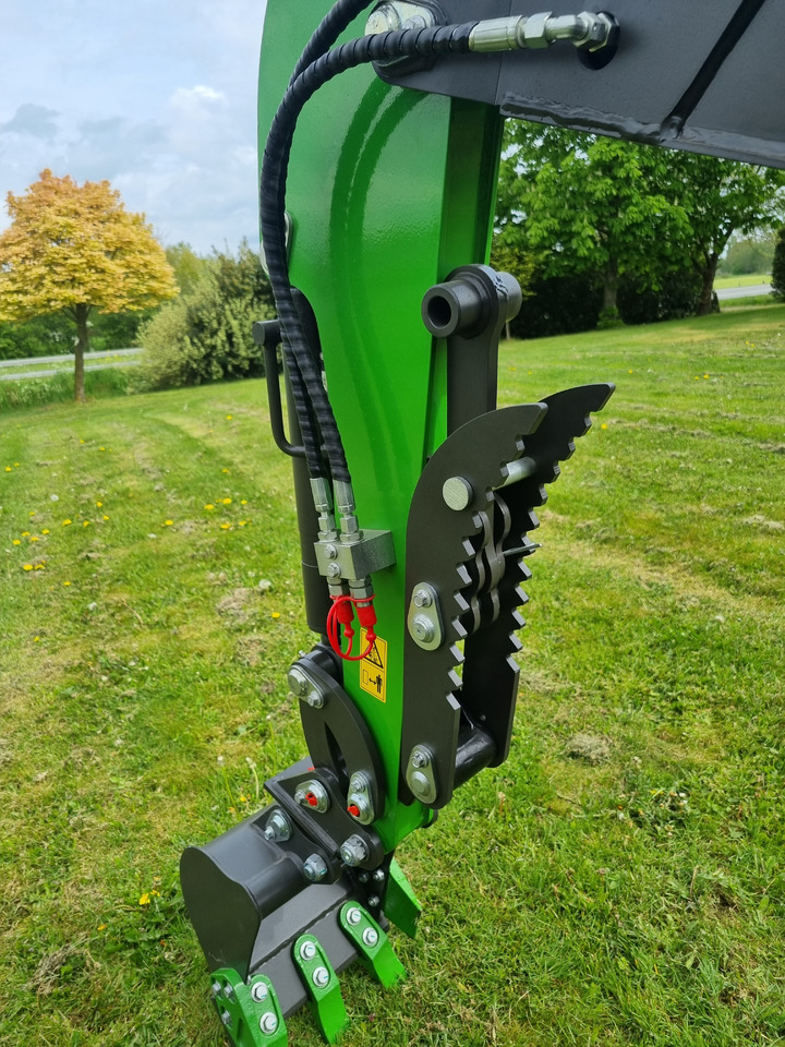 New Mini excavator WCM CTX8010: picture 8 New Mini excavator WCM CTX8010: picture 8