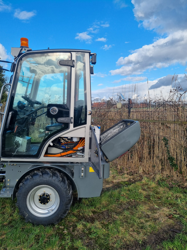 WCM L2310e E-Power - Wheel loader: picture 1 WCM L2310e E-Power - Wheel loader: picture 1