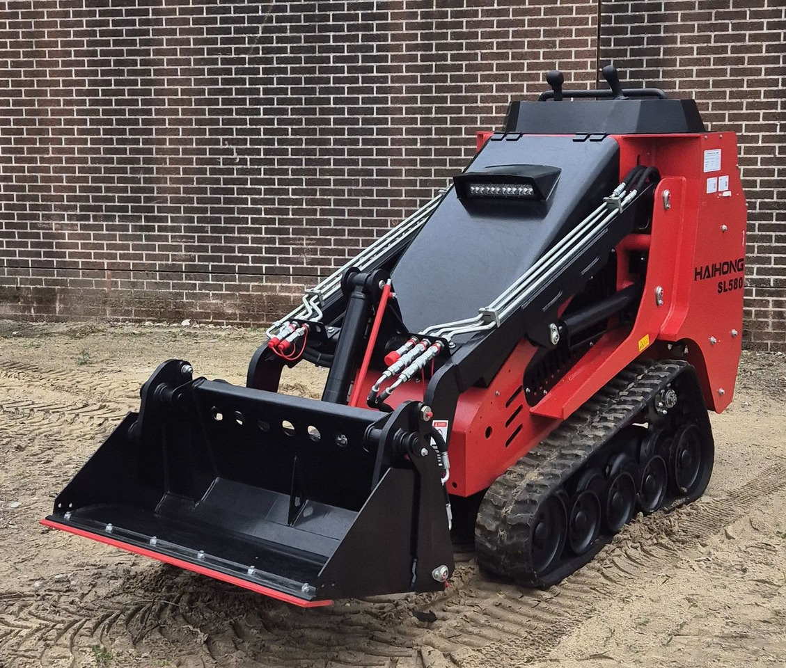 WCM-SL380 - Compact track loader: picture 2 WCM-SL380 - Compact track loader: picture 2