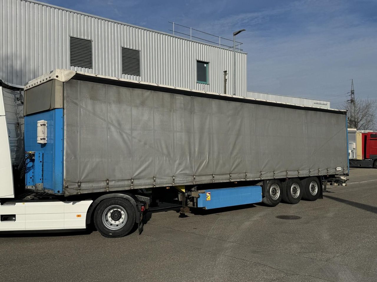 Schmitz Cargobull SCS Schiebeplane EDSCHA Hubdach Verbreitbar Lift - Curtainsider semi-trailer: picture 3 Schmitz Cargobull SCS Schiebeplane EDSCHA Hubdach Verbreitbar Lift - Curtainsider semi-trailer: picture 3