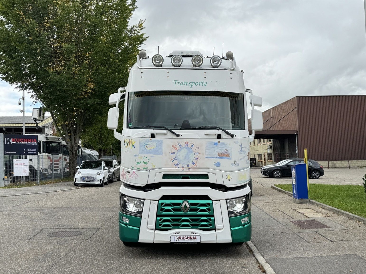 Renault T520 HIGHCAB Comfort 2-Tanks Retarder Airbrush - Tractor unit: picture 2 Renault T520 HIGHCAB Comfort 2-Tanks Retarder Airbrush - Tractor unit: picture 2