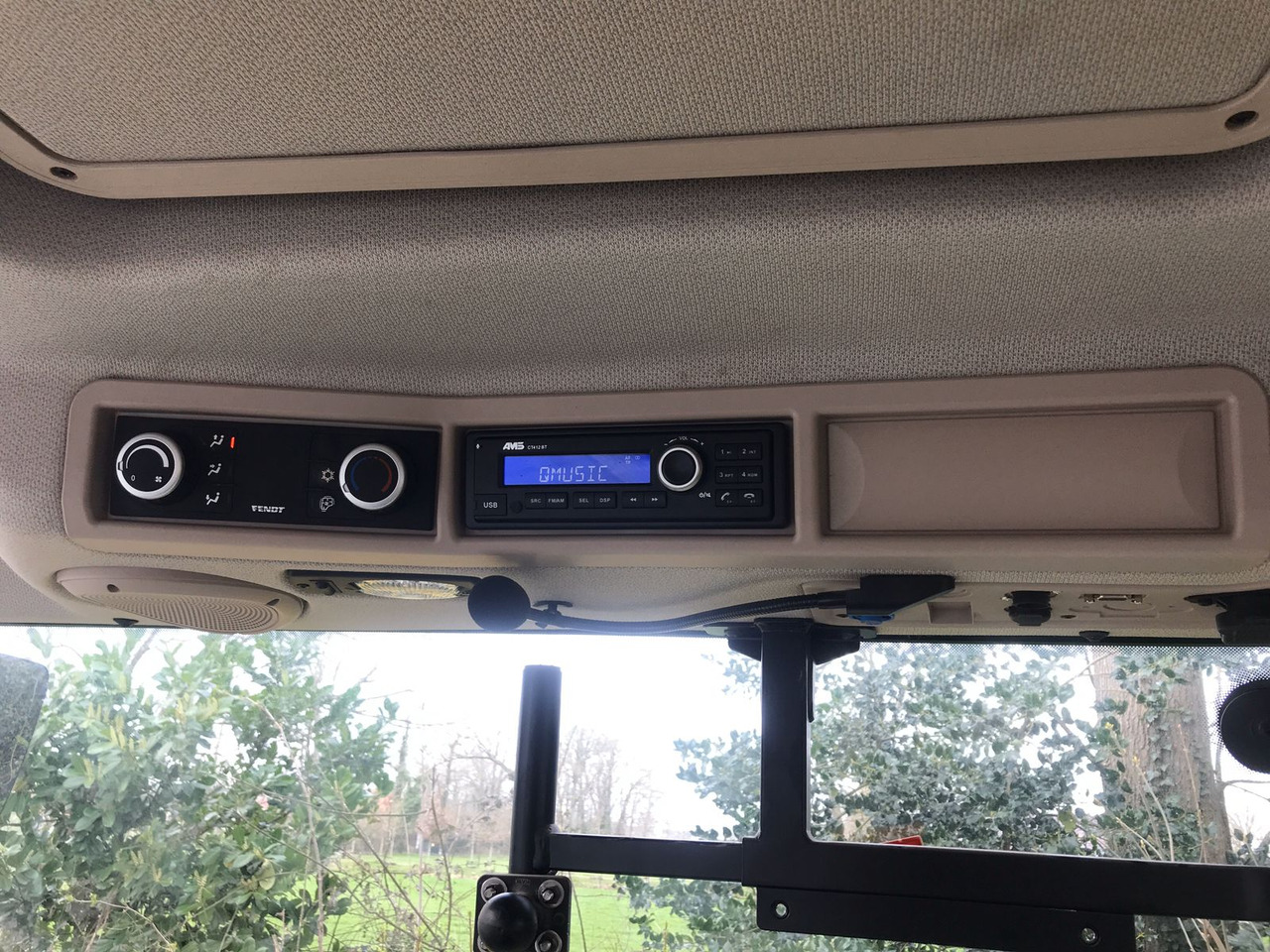 Farm tractor FENDT 514 Vario S4 ProfiPlus: picture 33 Farm tractor FENDT 514 Vario S4 ProfiPlus: picture 33