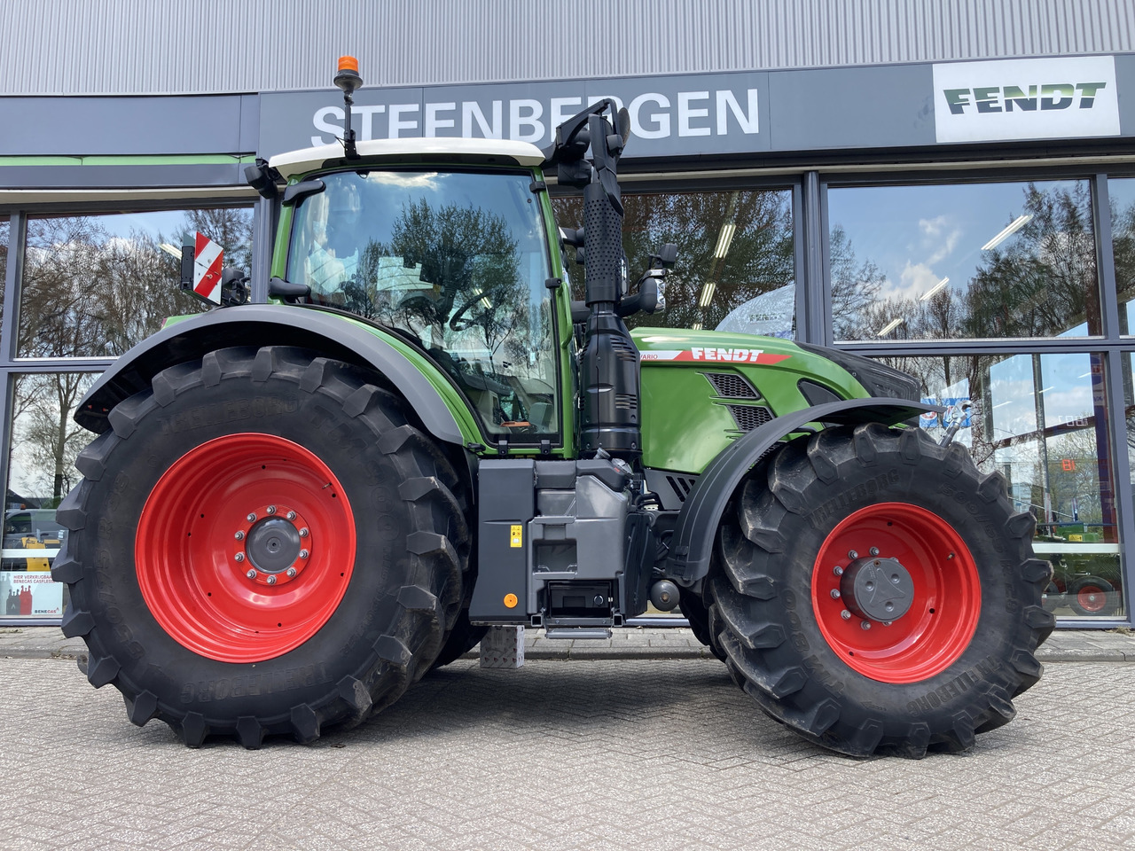 FENDT 720 VARIO GEN6 POWERPLUS SETTING 1 - Farm tractor: picture 2 FENDT 720 VARIO GEN6 POWERPLUS SETTING 1 - Farm tractor: picture 2