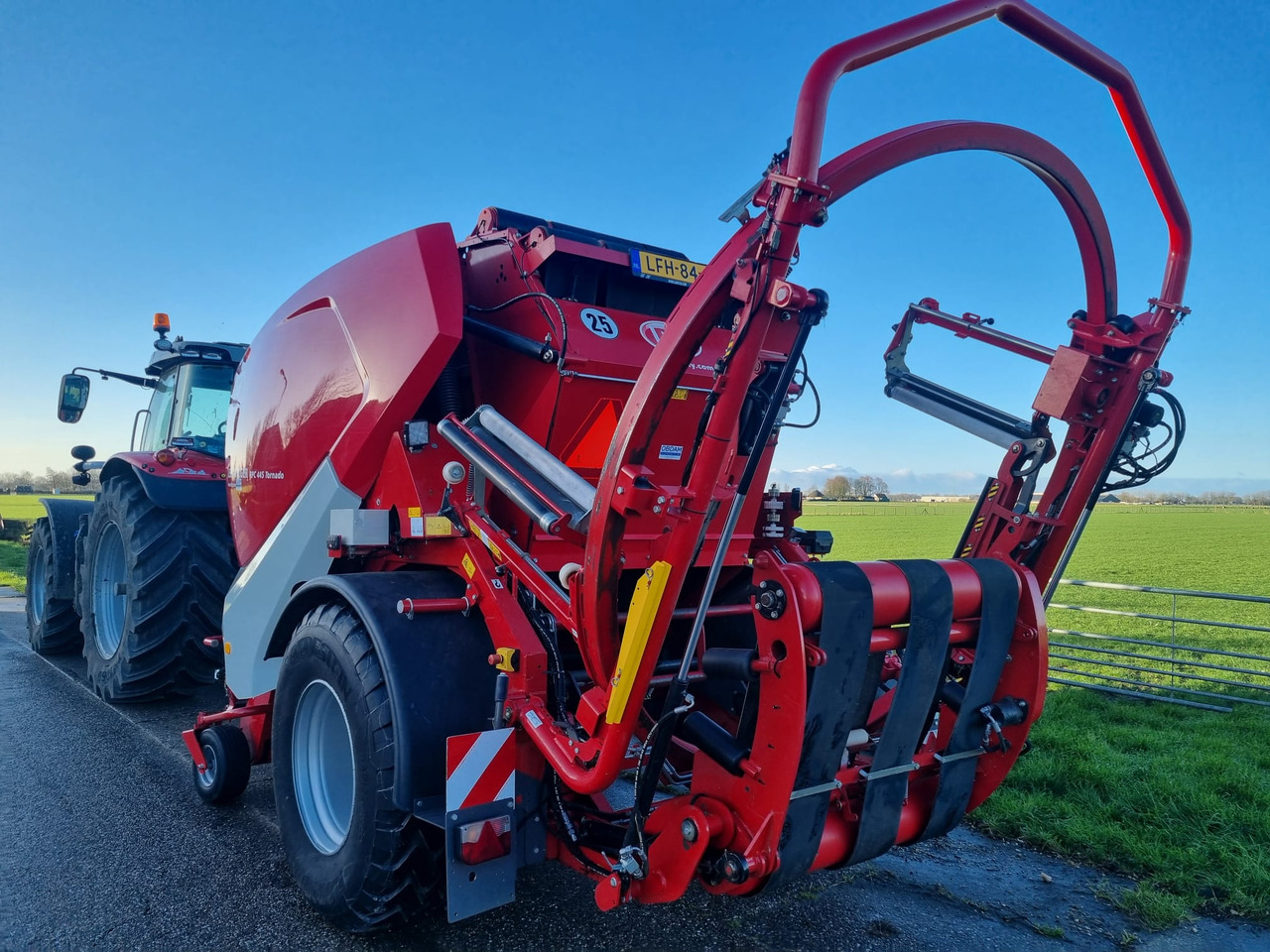 LELY RPC 160V - Bale wrapper: picture 3 LELY RPC 160V - Bale wrapper: picture 3