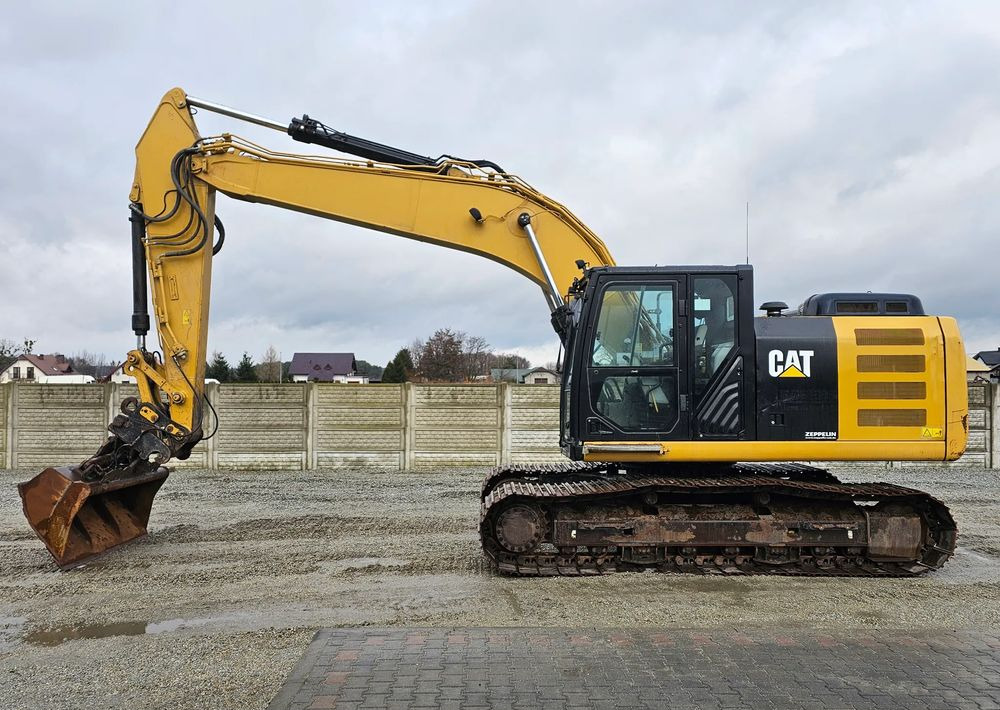 Caterpillar 320 FL, 2017 ROK, 8500 MTH - Crawler excavator: picture 2 Caterpillar 320 FL, 2017 ROK, 8500 MTH - Crawler excavator: picture 2