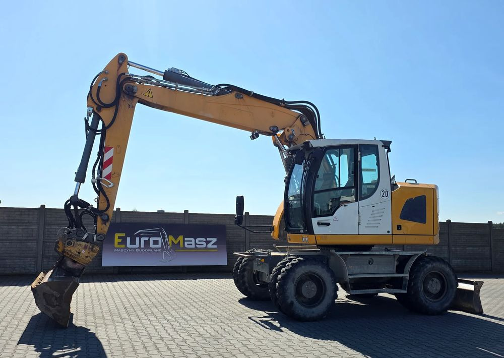 Liebherr A918 COMPACT, 2014 ROK, SW 48 LIKUFIX szybkozłącze - Wheel excavator: picture 1 Liebherr A918 COMPACT, 2014 ROK, SW 48 LIKUFIX szybkozłącze - Wheel excavator: picture 1