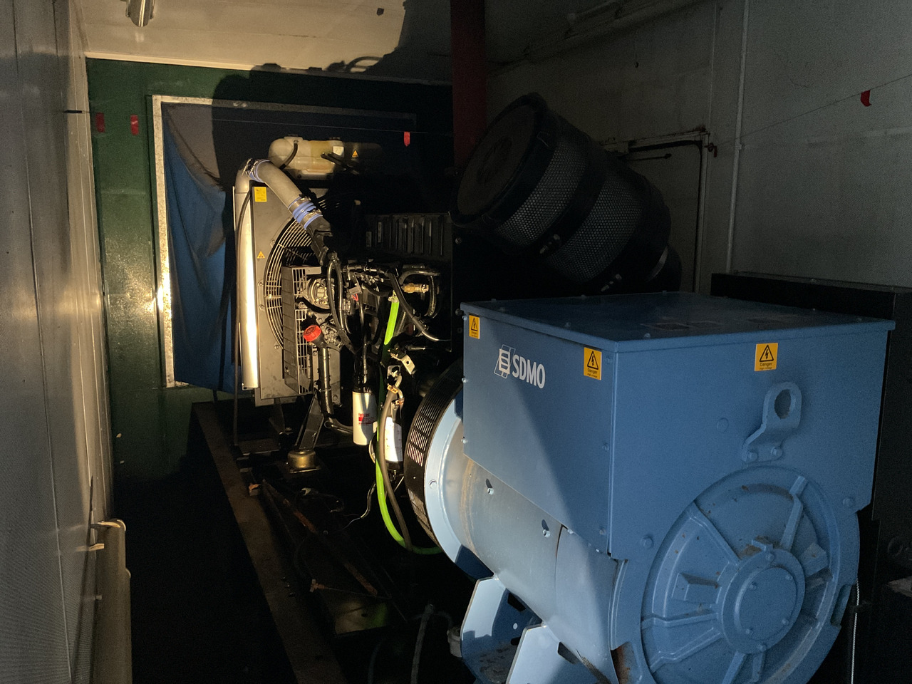Volvo 1242GE, 450KVA super silent generator station. Complete and low hours. - Generator set: picture 5 Volvo 1242GE, 450KVA super silent generator station. Complete and low hours. - Generator set: picture 5