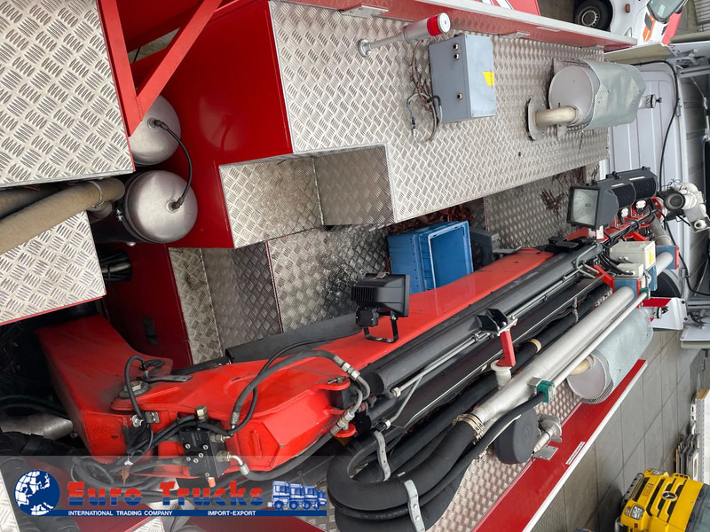 Fire truck Mercedes-Benz Special trailer/brandweer/fire departement/feuerwehr/sapeur pompiers: picture 13