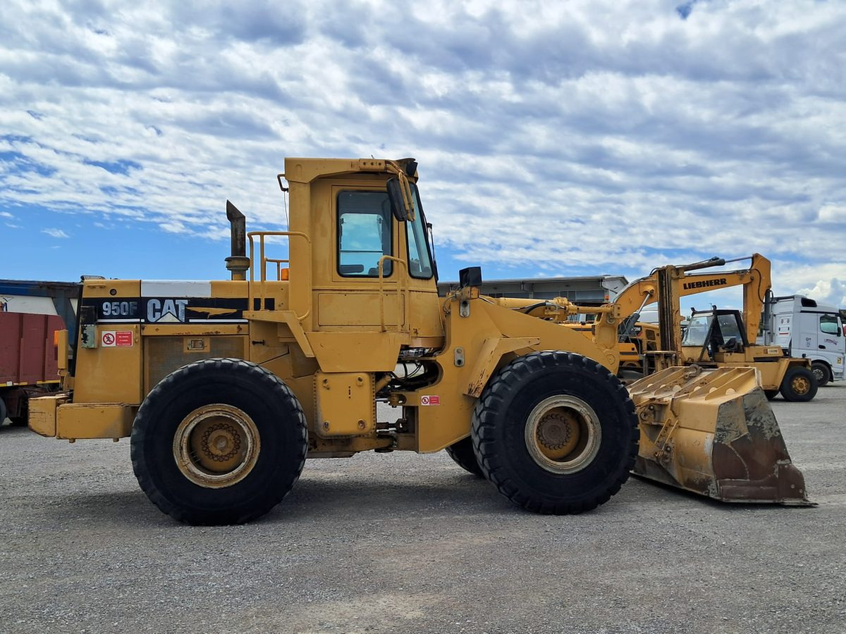CATERPILLAR 950F - Wheel loader: picture 1 CATERPILLAR 950F - Wheel loader: picture 1