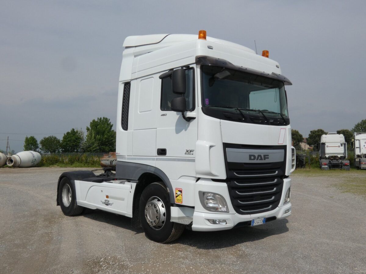 DAF XF 460 - Tractor unit: picture 3 DAF XF 460 - Tractor unit: picture 3