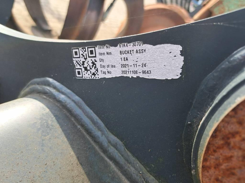 Hyundai Excavator Digging Bucket 140, 61K4-30701 - Bucket for Construction machinery: picture 5 Hyundai Excavator Digging Bucket 140, 61K4-30701 - Bucket for Construction machinery: picture 5
