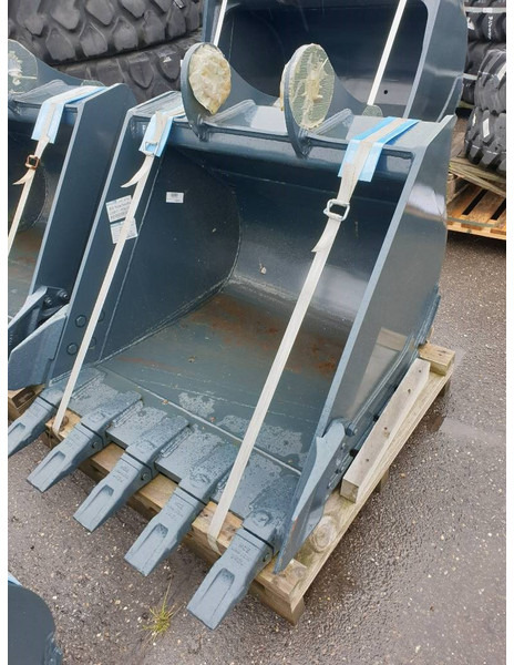 Hyundai Excavator digging bucket 140, 61K4-30101 - Bucket for Construction machinery: picture 4 Hyundai Excavator digging bucket 140, 61K4-30101 - Bucket for Construction machinery: picture 4