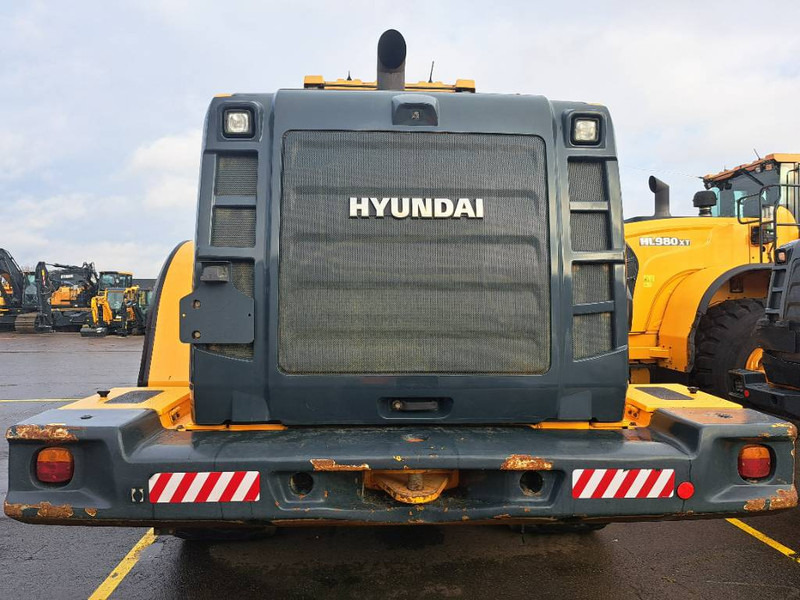Hyundai HL980 - Wheel loader: picture 3 Hyundai HL980 - Wheel loader: picture 3