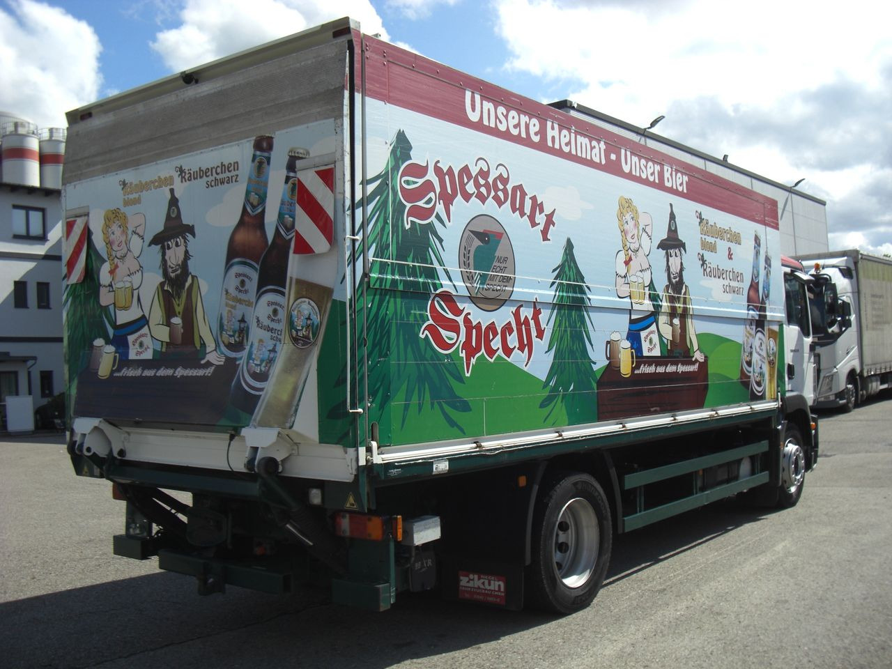 MAN 18250 TGM - Box truck: picture 3 MAN 18250 TGM - Box truck: picture 3