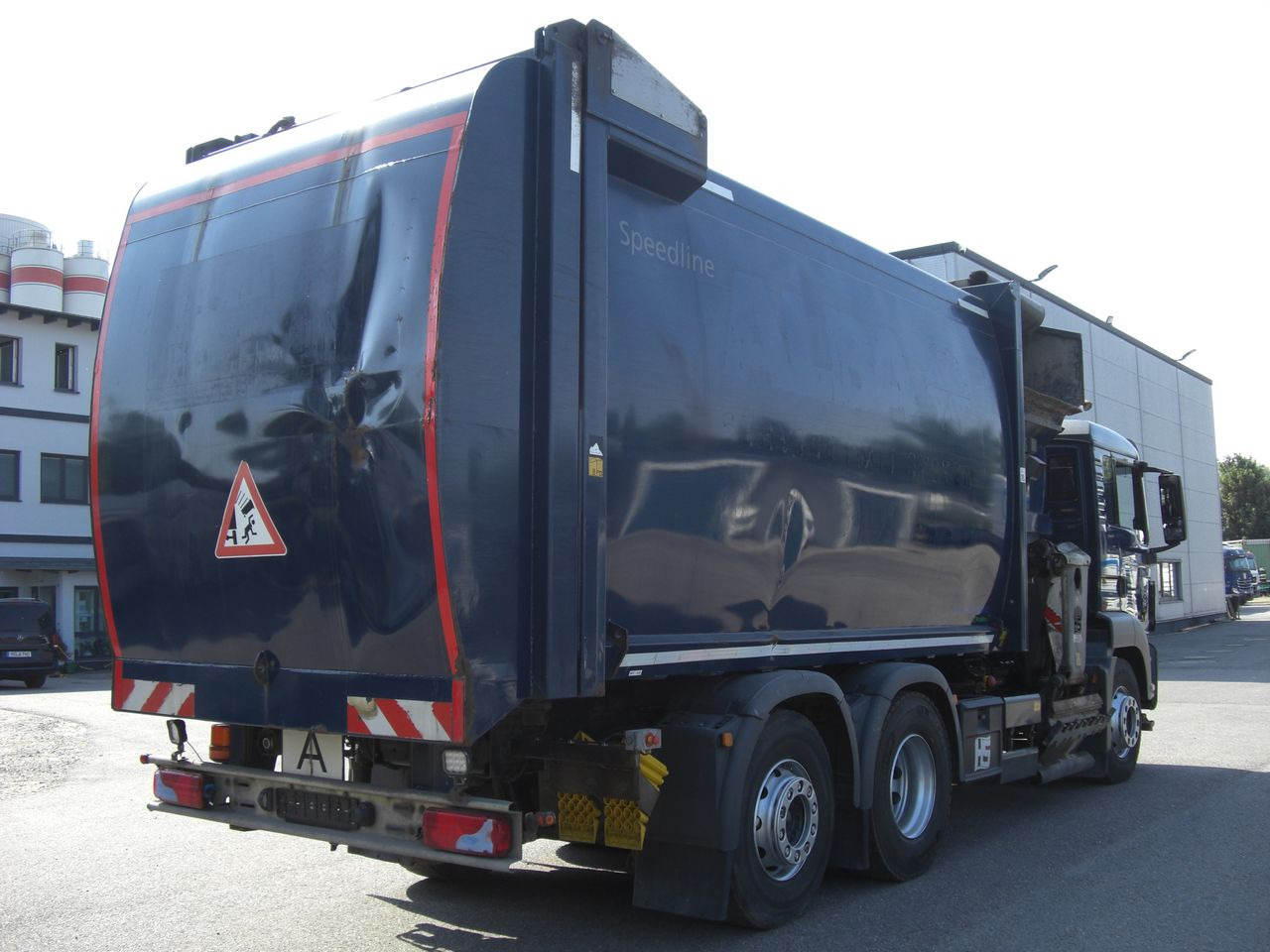 MAN 26360FNLL / SEITENLADER - Garbage truck: picture 3 MAN 26360FNLL / SEITENLADER - Garbage truck: picture 3