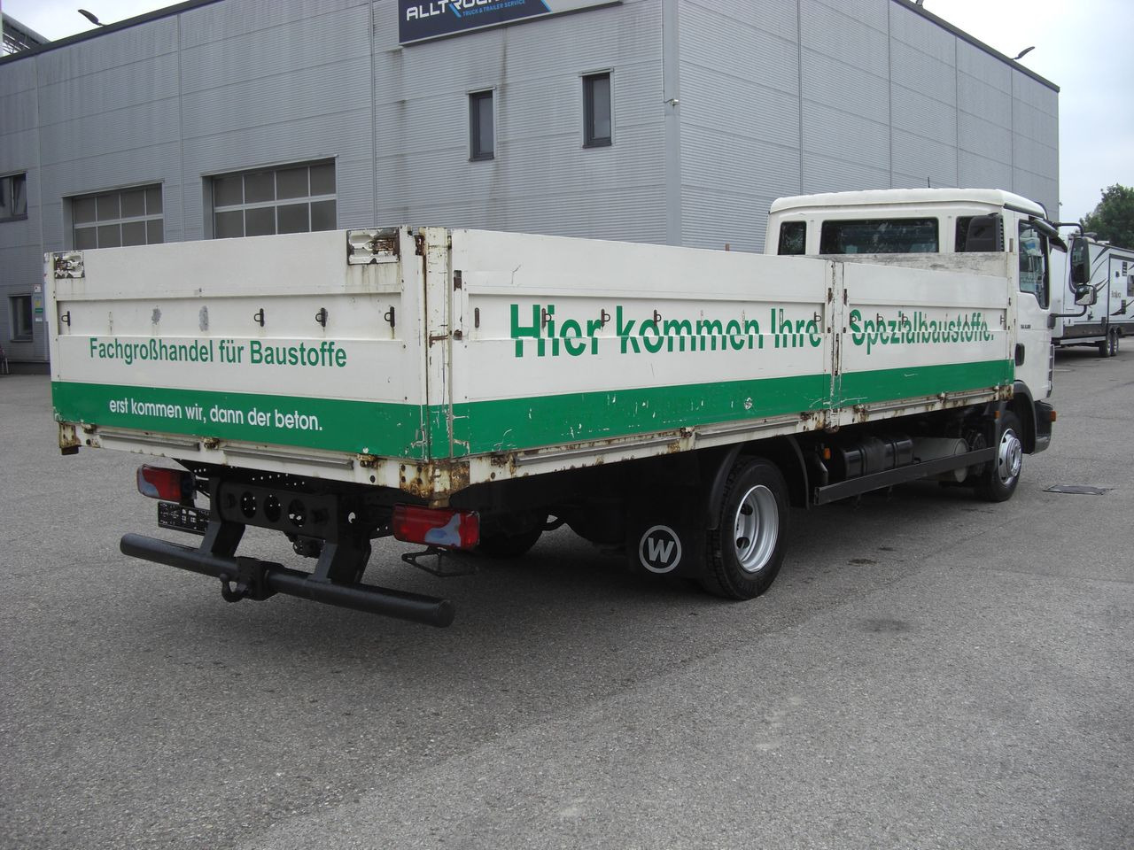 MAN 8180L - Dropside/ Flatbed truck: picture 3 MAN 8180L - Dropside/ Flatbed truck: picture 3