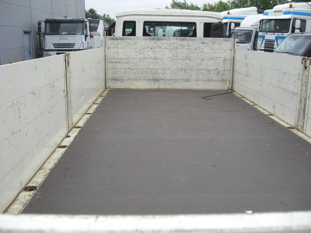 MAN 8180L - Dropside/ Flatbed truck: picture 5 MAN 8180L - Dropside/ Flatbed truck: picture 5