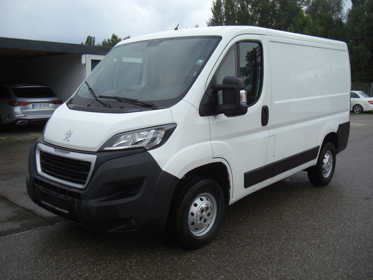 Peugeot BOXER 2,0 KURZ/NIEDRIG - Small van: picture 1 Peugeot BOXER 2,0 KURZ/NIEDRIG - Small van: picture 1