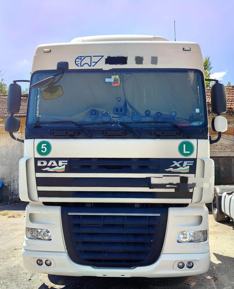 DAF XF 105 - Tractor unit: picture 1 DAF XF 105 - Tractor unit: picture 1