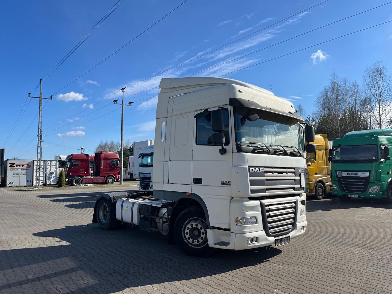 DAF XF 105 - Tractor unit: picture 2 DAF XF 105 - Tractor unit: picture 2