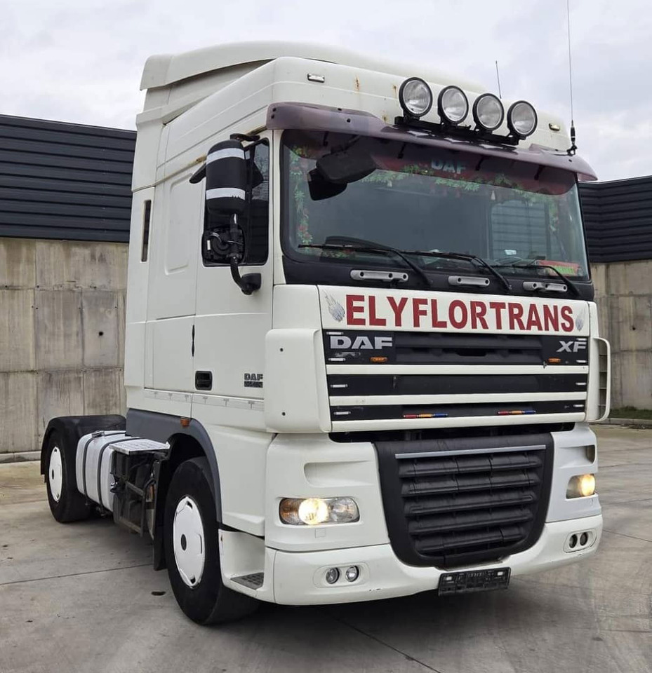 DAF XF 105 Tractor unit - Tractor unit: picture 2 DAF XF 105 Tractor unit - Tractor unit: picture 2