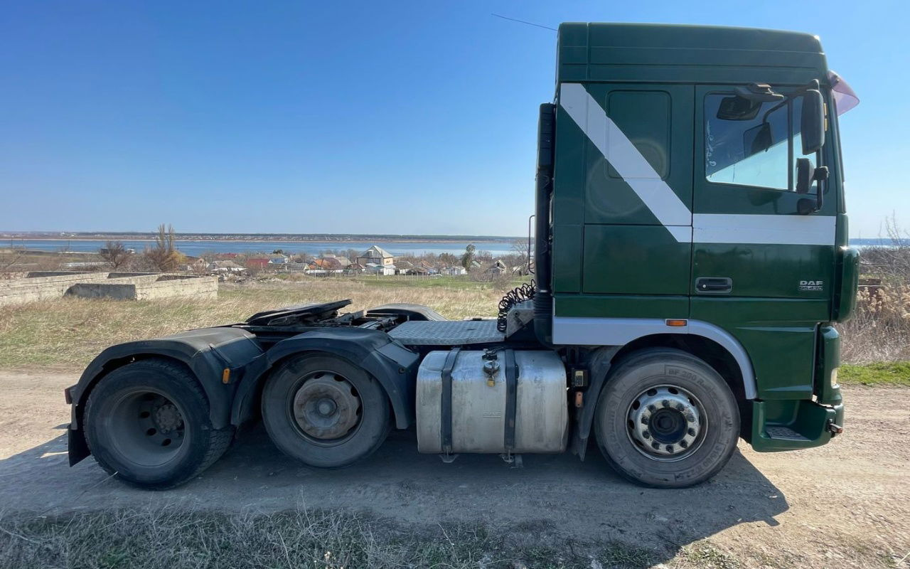 DAF XF 95.430 Tractor head 6x2 - Tractor unit: picture 4 DAF XF 95.430 Tractor head 6x2 - Tractor unit: picture 4