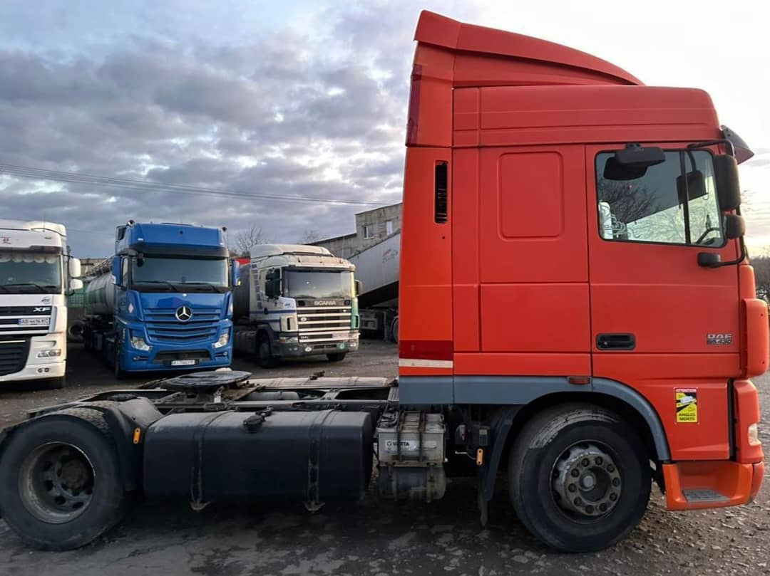 DAF XF 95.430 Tractor head - Tractor unit: picture 1 DAF XF 95.430 Tractor head - Tractor unit: picture 1
