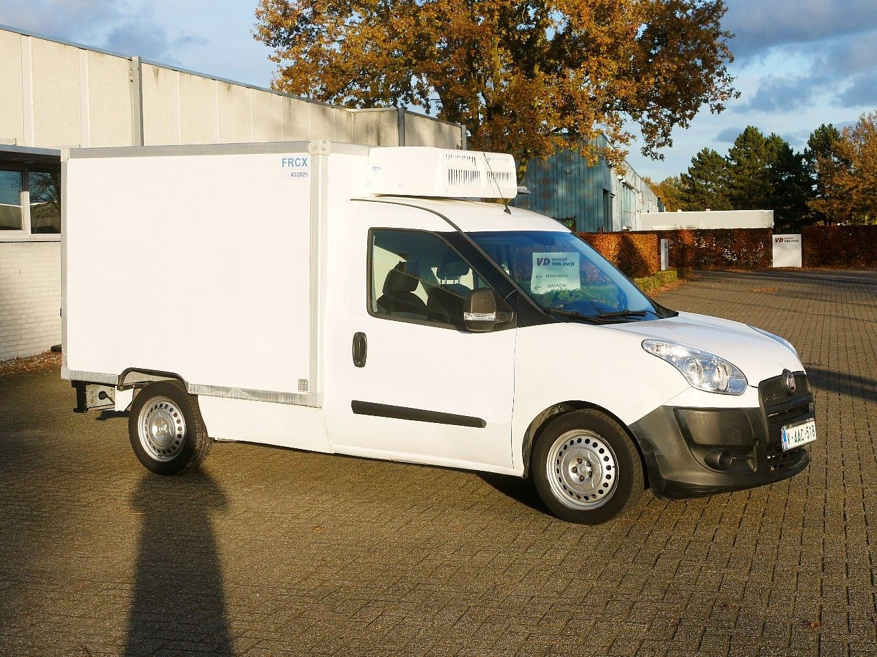 Fiat DOBLO 1.6 KUHLKOFFER CARRIER XARIOS -20 / AIRCO - Refrigerated van: picture 3 Fiat DOBLO 1.6 KUHLKOFFER CARRIER XARIOS -20 / AIRCO - Refrigerated van: picture 3