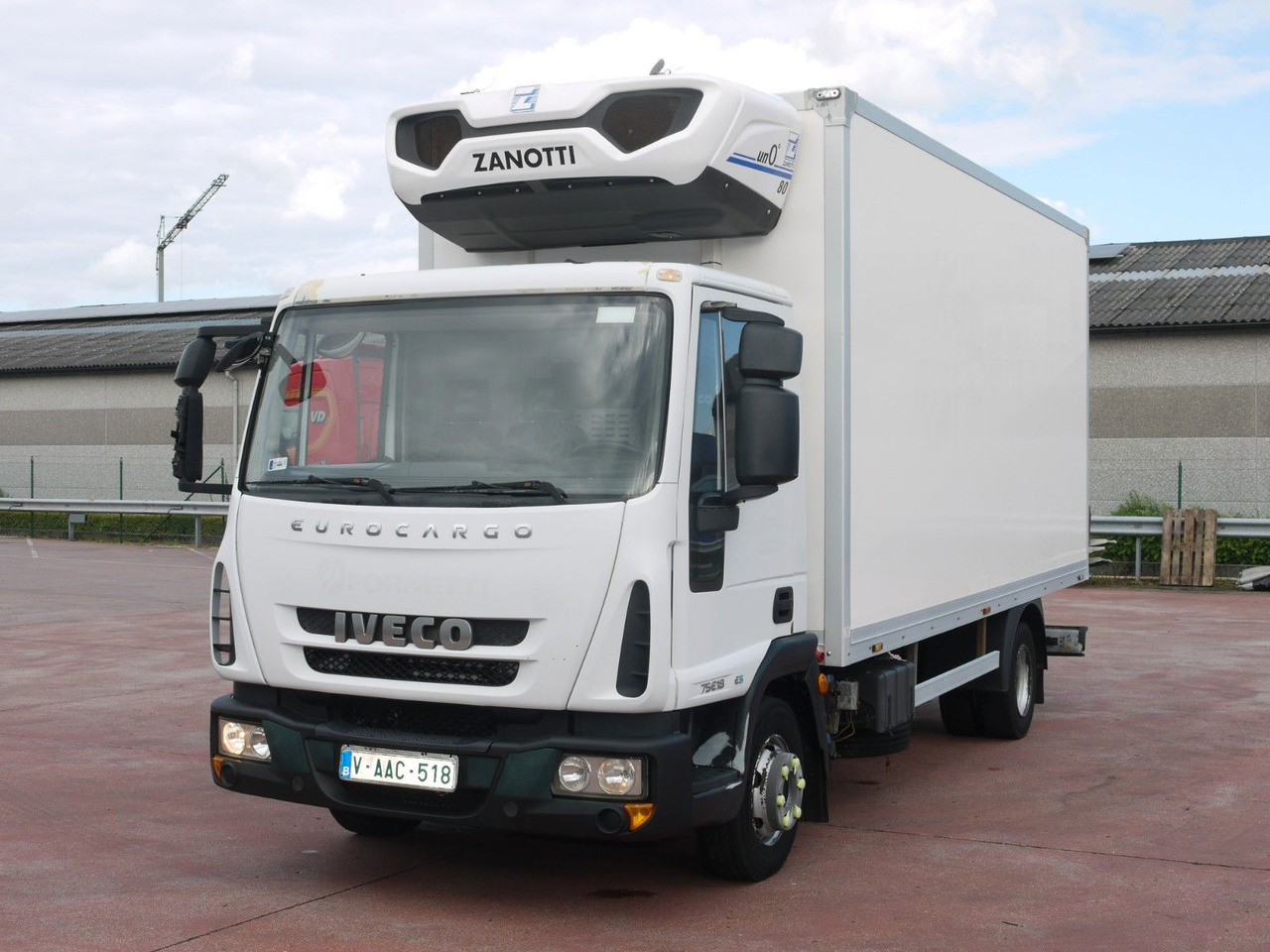 Iveco 75E16 EUROCARGO KUHOKOFFER ZANOTTI -30C Iveco 75E16 EUROCARGO KUHOKOFFER ZANOTTI -30C - Refrigerator truck: picture 4 Iveco 75E16 EUROCARGO KUHOKOFFER ZANOTTI -30C Iveco 75E16 EUROCARGO KUHOKOFFER ZANOTTI -30C - Refrigerator truck: picture 4