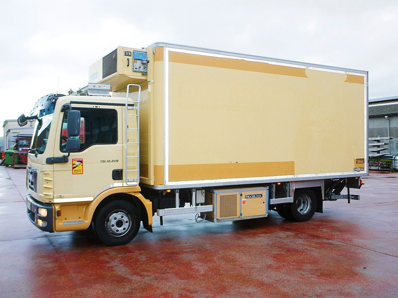 MAN TGL 12.220 KUHLKOFFER CHEREAU FRIGOBLOCK -30C - Refrigerator truck: picture 4 MAN TGL 12.220 KUHLKOFFER CHEREAU FRIGOBLOCK -30C - Refrigerator truck: picture 4