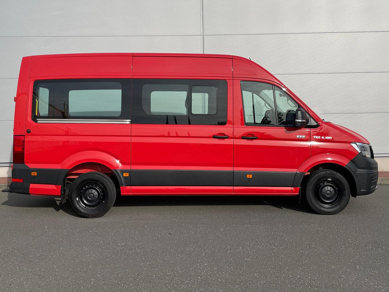 MAN TGE 3.180 L3H3 4x4 FEUERWEHR LED TEMPOMAT - Passenger van: picture 5 MAN TGE 3.180 L3H3 4x4 FEUERWEHR LED TEMPOMAT - Passenger van: picture 5