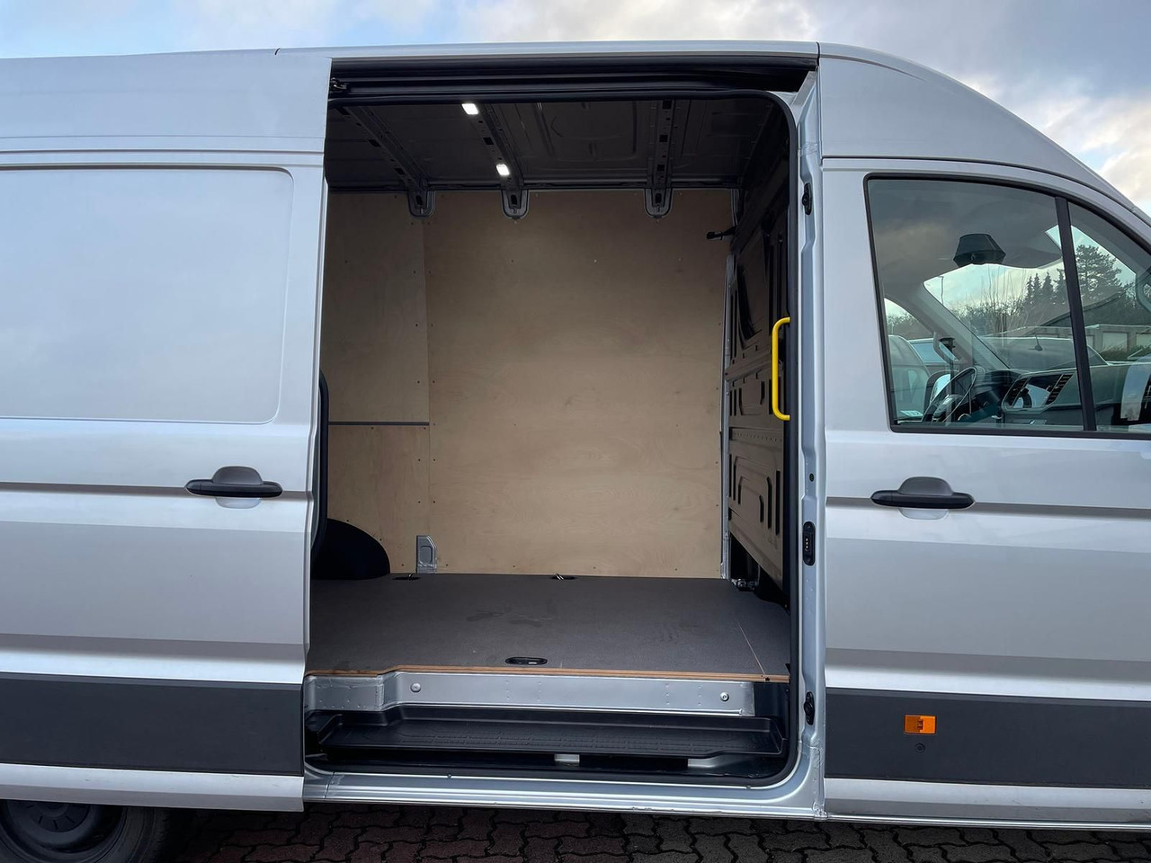 Panel van MAN TGE 3.180 L3H3 Kasten 4x4 DIFF NAV ACC STANDH: picture 10